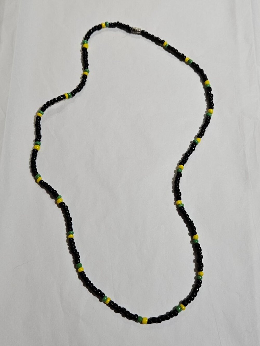Vtg Artisan Glass Beaded Necklace Black Green Yellow Silvertone Barrel Clasp 23"
